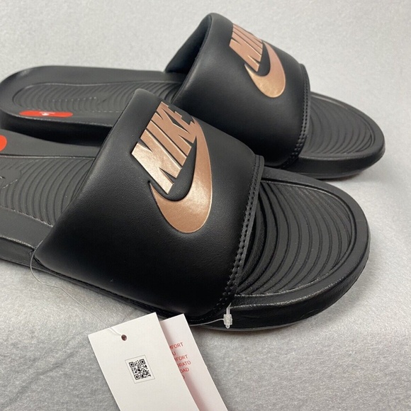 NEW Women's Nike Logo Slipper Slides Sandals BLACK Bronze 7 - Picture 3 of 11